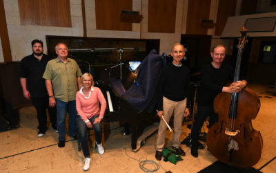 Anne Bisson Records New Album “Keys To My Heart” at United Recording